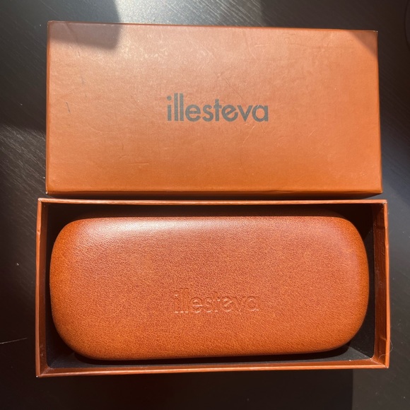 Illesteva Leonard - Custom Sunglasses - Matte Tortoise/Translucent Yellow Frame - Picture 9 of 12